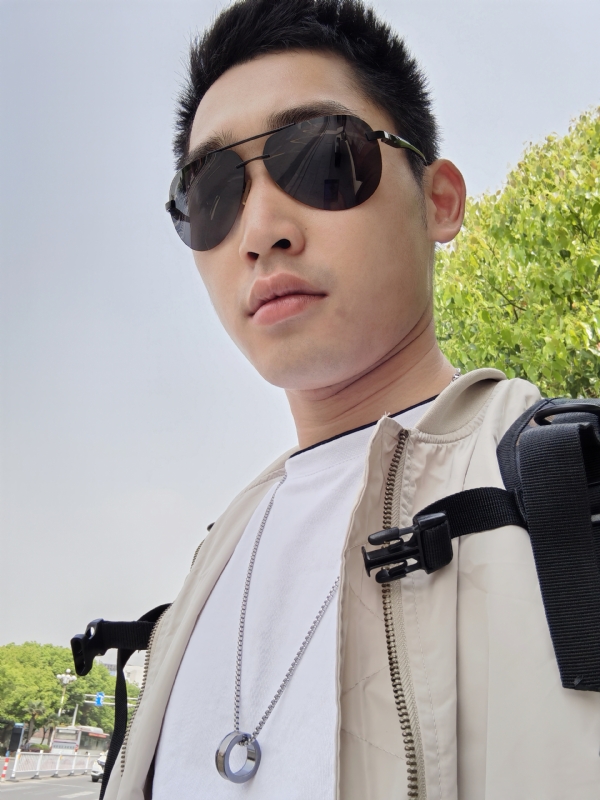 残花落陌,的第一张照片--淮安相亲服务中心