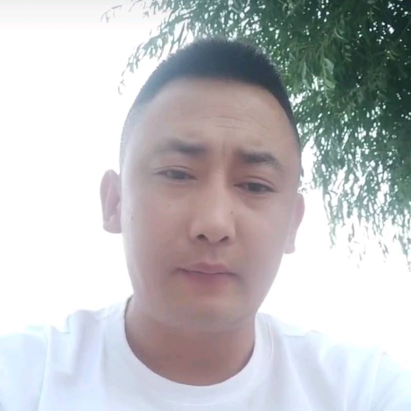 潇洒的第一张照片--淮安相亲服务中心