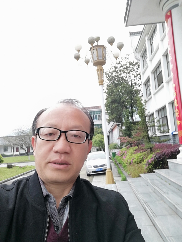 玫瑰祥云的第二张照片--淮安相亲服务中心