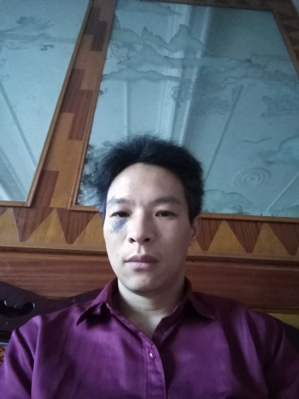 风中落叶的第一张照片--淮安相亲服务中心