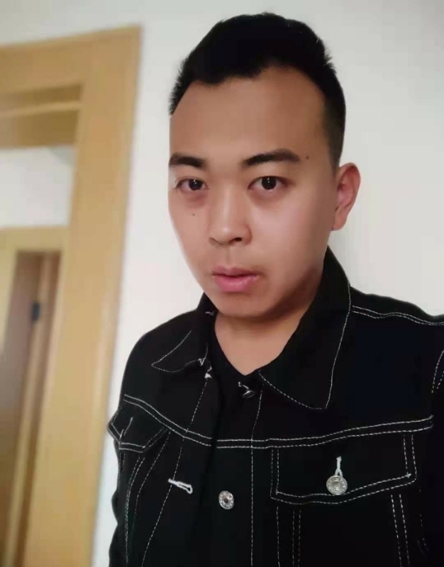 天边一丝风的第一张照片--淮安相亲服务中心