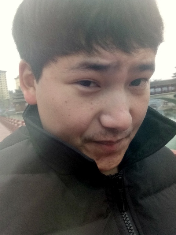 侗族青年作家超超的第二张照片--淮安相亲服务中心