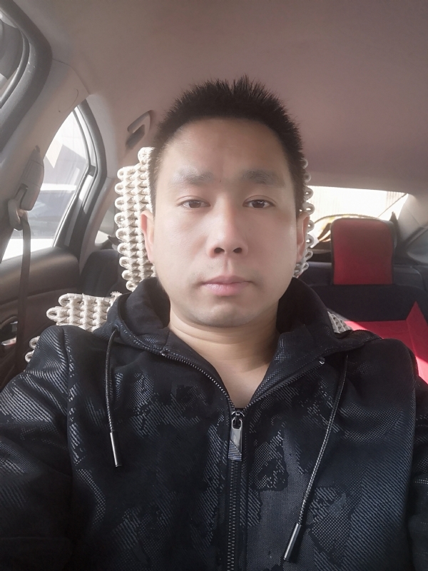 孤独的狼的第二张照片--淮安相亲服务中心