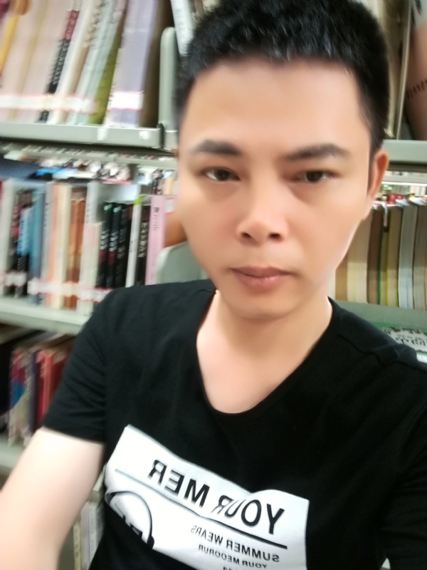 青青子衿的第一张照片--淮安相亲服务中心