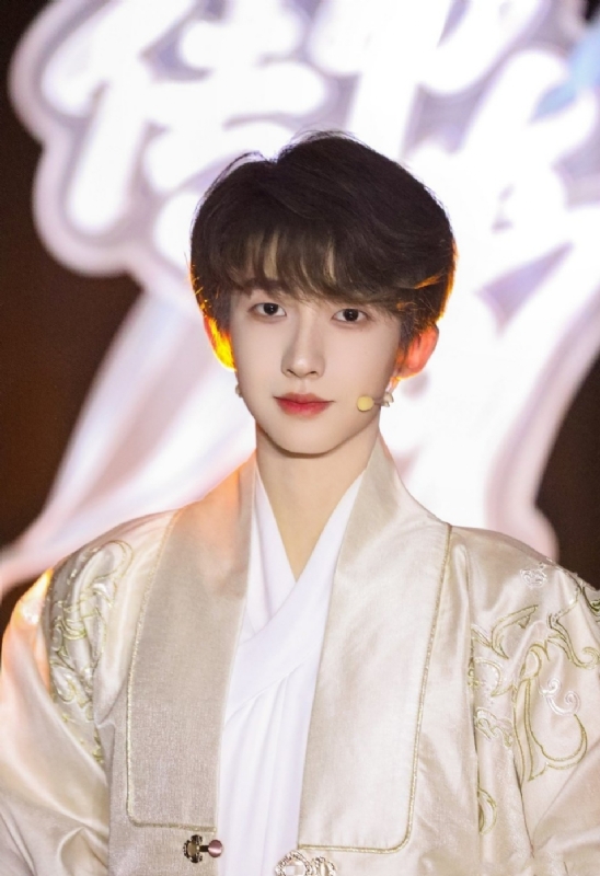 月影韶华呀的第一张照片--淮安相亲服务中心