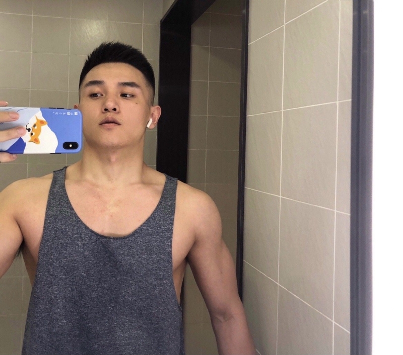 李文亮的第一张照片--淮安相亲服务中心