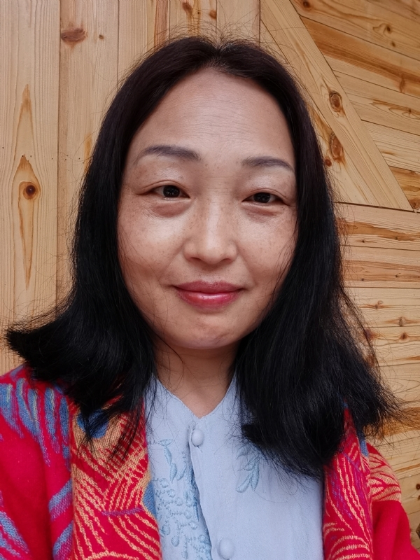 天山雪莲的第一张照片--淮安相亲服务中心