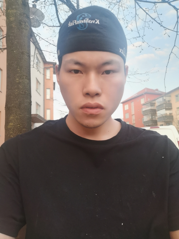 吴灵勇的第一张照片--淮安相亲服务中心