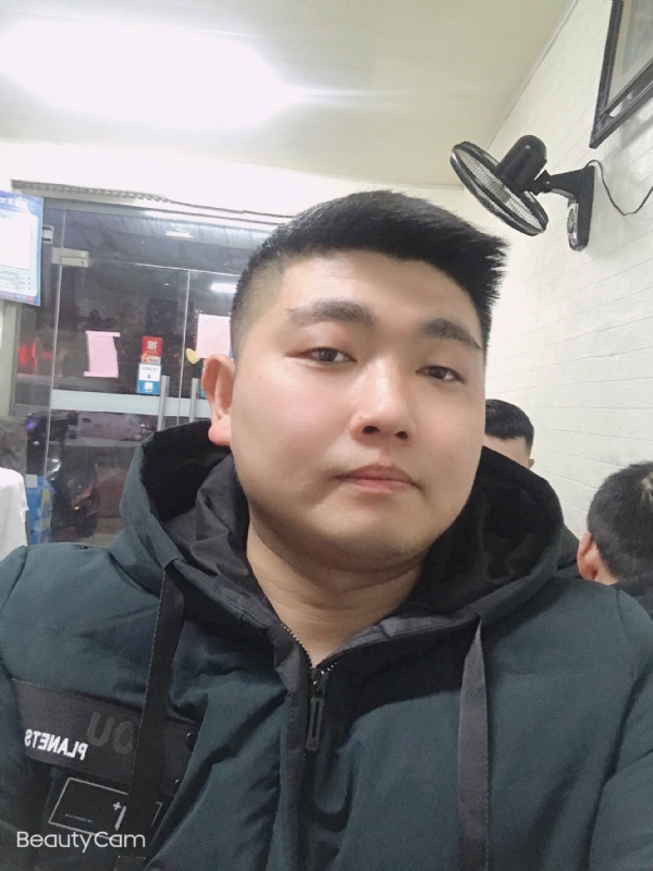 回忆是个小孩的第一张照片--淮安相亲服务中心