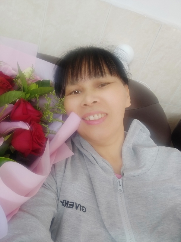 言言的第一张照片--淮安相亲服务中心