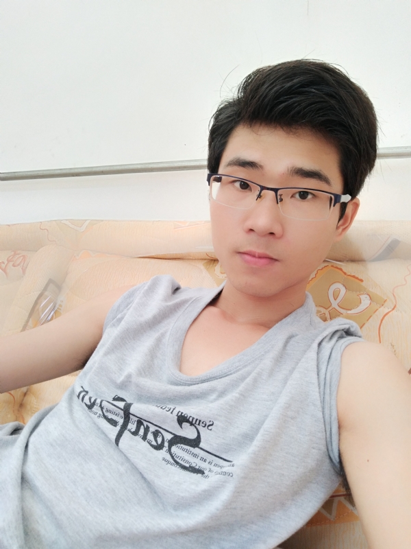 南国大帝的第一张照片--淮安相亲服务中心