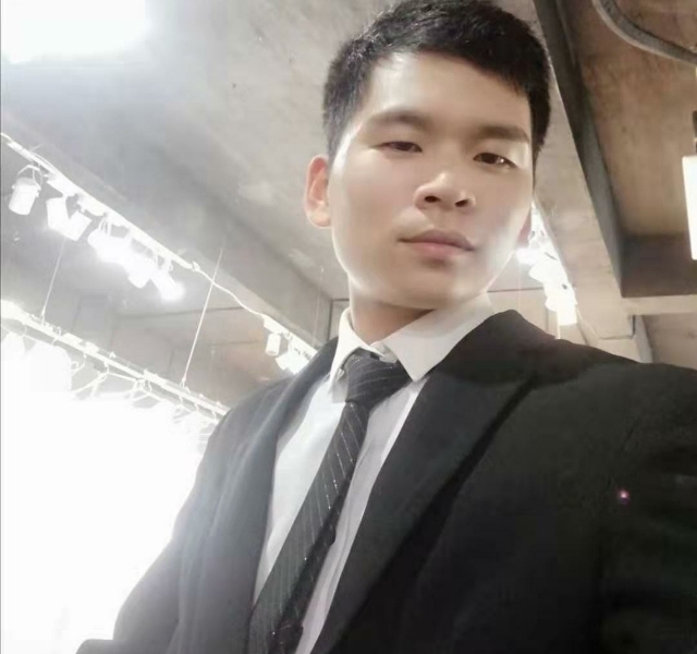 凌晨三点三分的第二张照片--淮安相亲服务中心