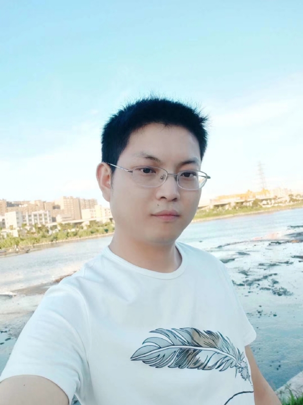 诚心交友的第一张照片--淮安相亲服务中心