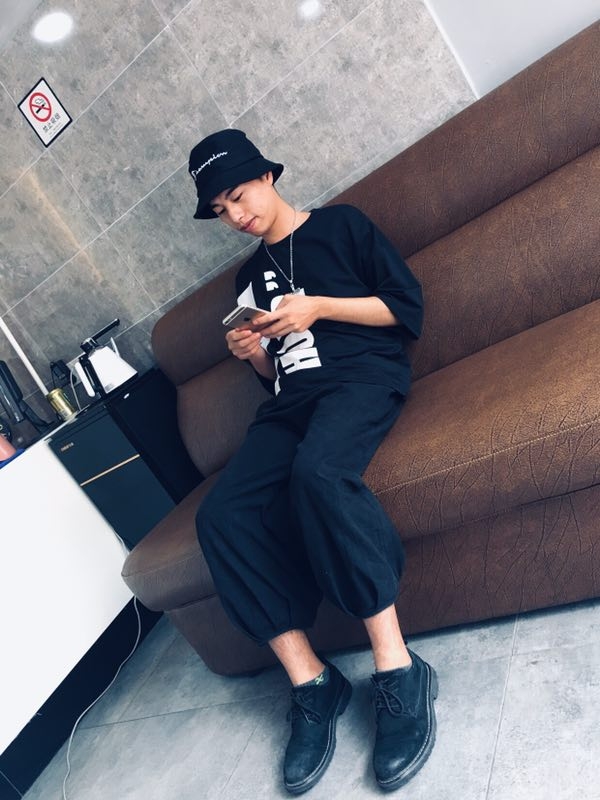 寻找的第三张照片--淮安相亲服务中心