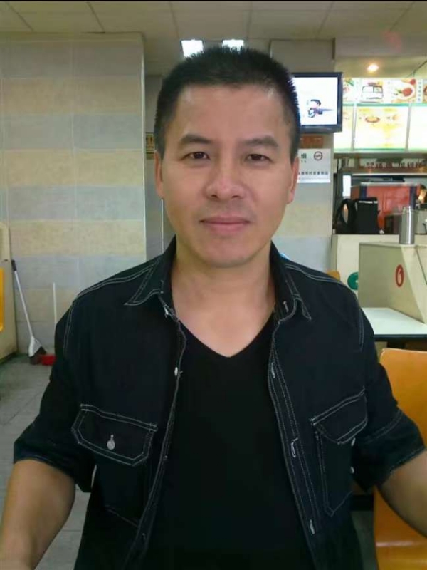 享受孤独的第一张照片--淮安相亲服务中心