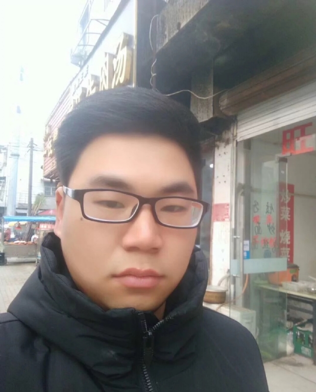 枯叶??的第一张照片--淮安相亲服务中心