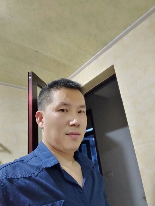 余生搀扶走的第一张照片--淮安相亲服务中心