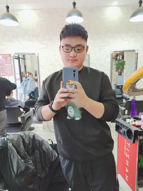 不吃香菜的第二张照片--淮安相亲服务中心