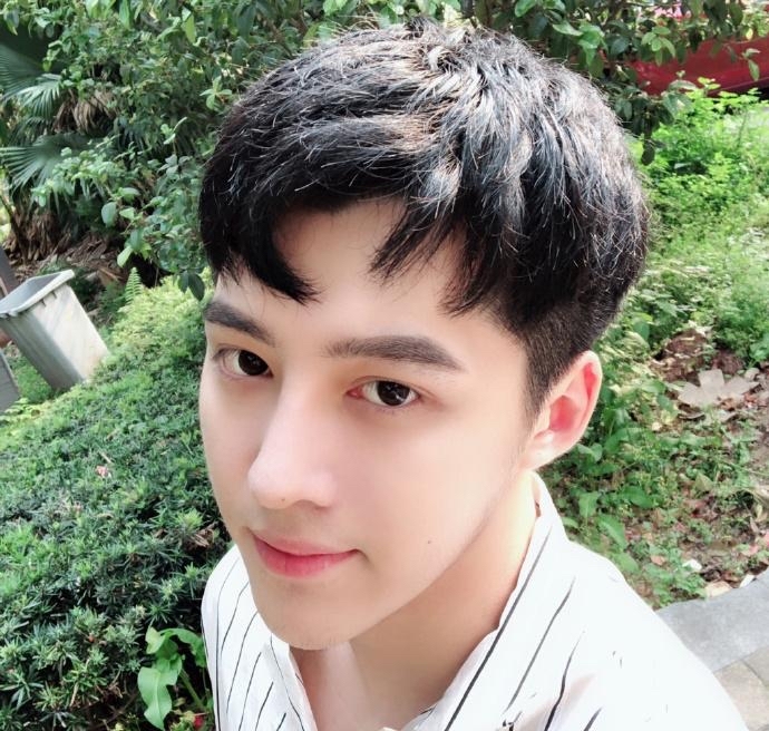 alading的第一张照片--淮安相亲服务中心