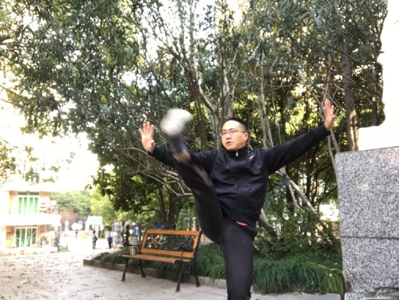 自故深情好受伤的第三张照片--淮安相亲服务中心