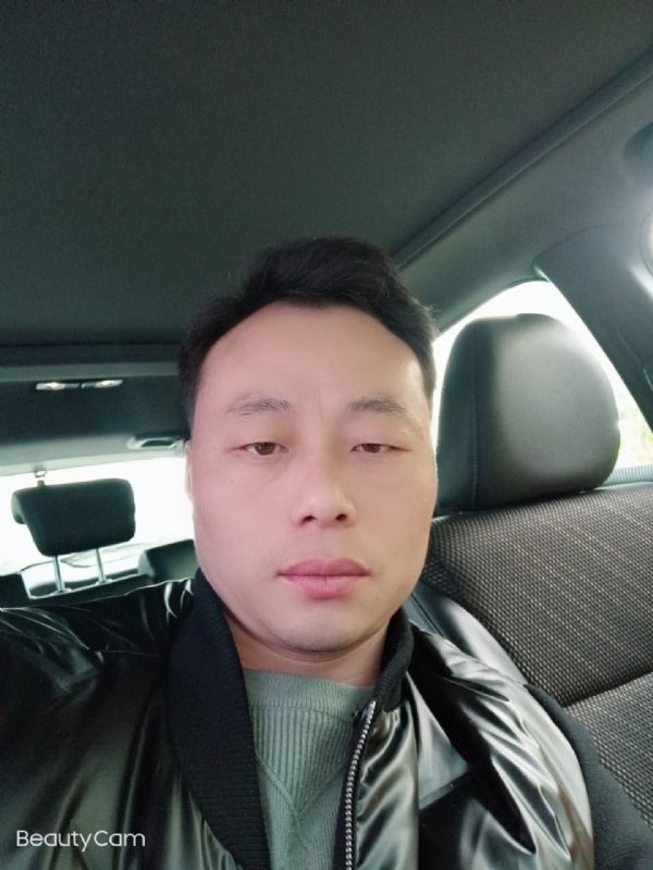 放飞的羊的第一张照片--淮安相亲服务中心