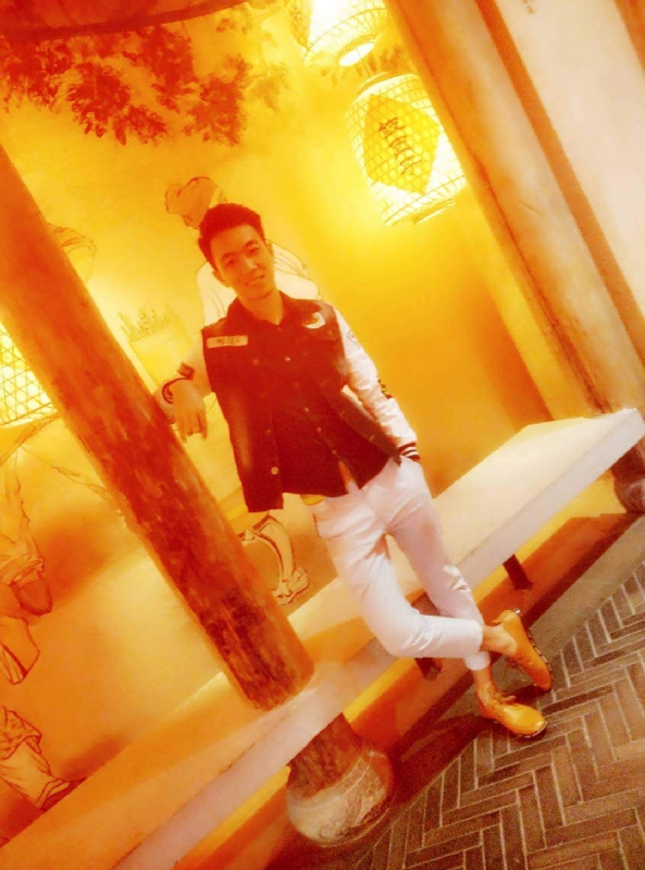 滞后的微笑的第四张照片--淮安相亲服务中心