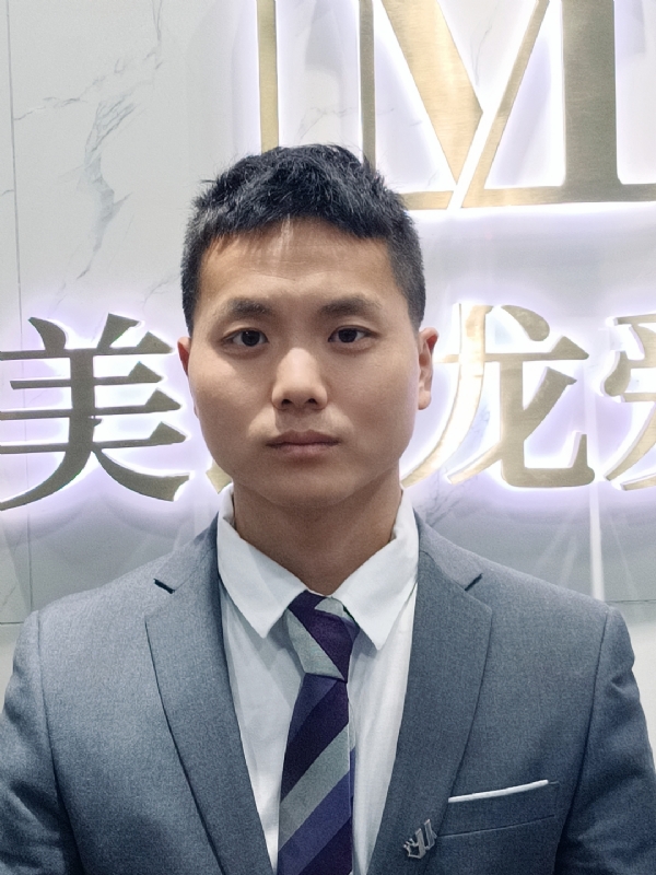 武路的第一张照片--淮安相亲服务中心