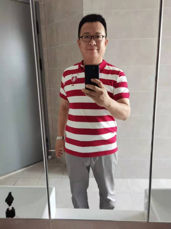 行走的打桩机的第一张照片--淮安相亲服务中心