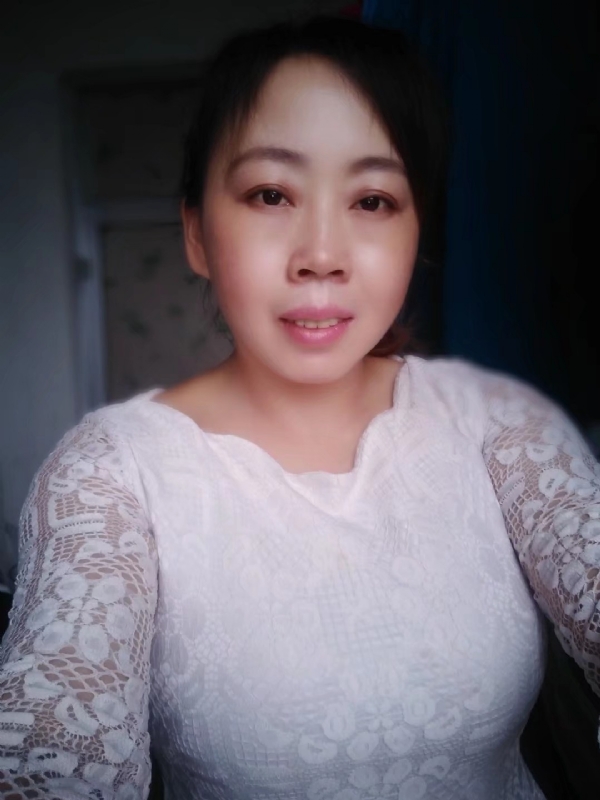 笑看人生的第一张照片--淮安相亲服务中心