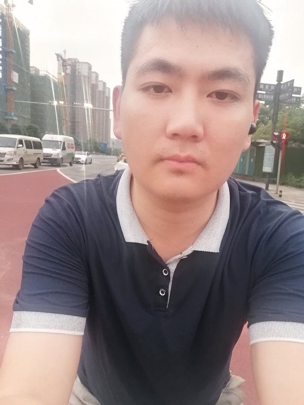 露露的第一张照片--淮安相亲服务中心