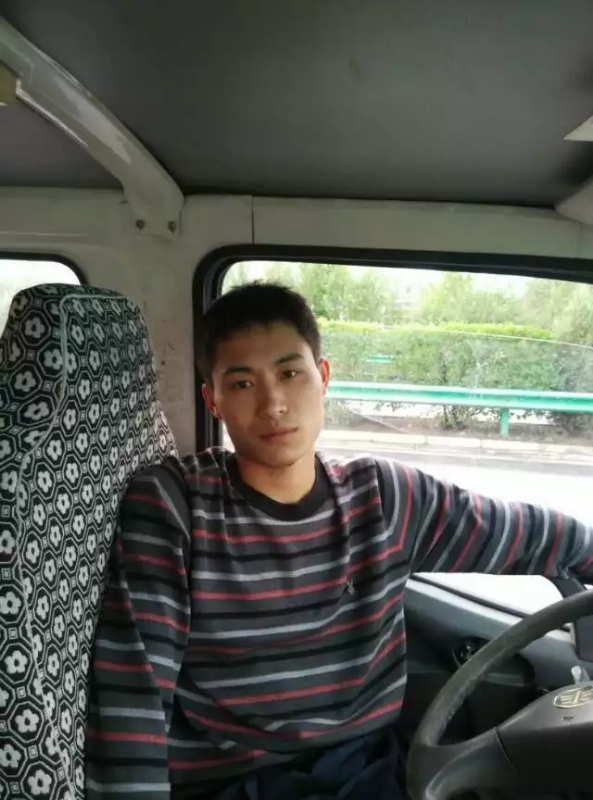 桦树林的第一张照片--淮安相亲服务中心