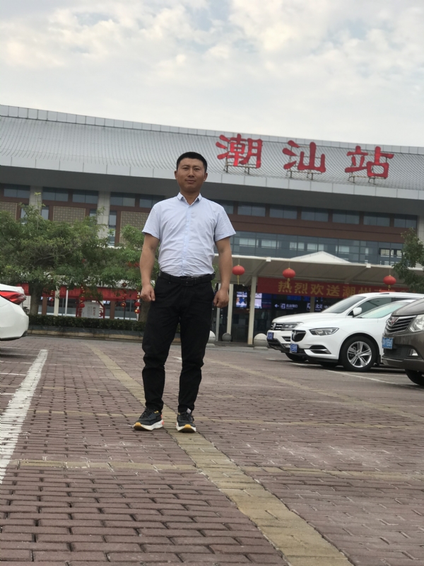 健华的第三张照片--淮安相亲服务中心