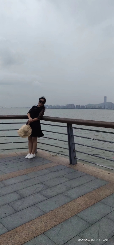 清秋的第一张照片--淮安相亲服务中心