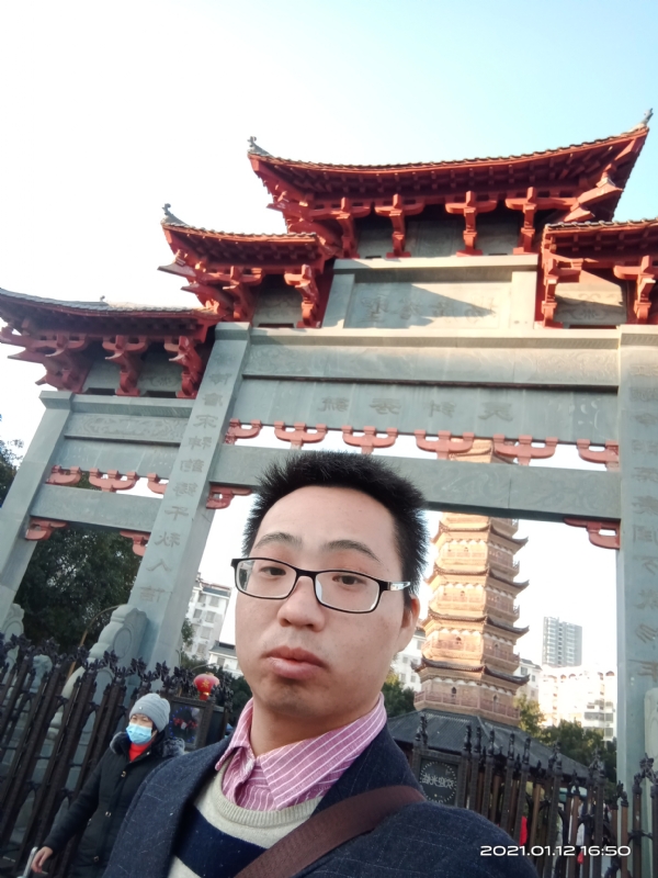 碧血丹心的第一张照片--淮安相亲服务中心