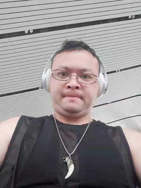 醉叶孤城的第一张照片--淮安相亲服务中心