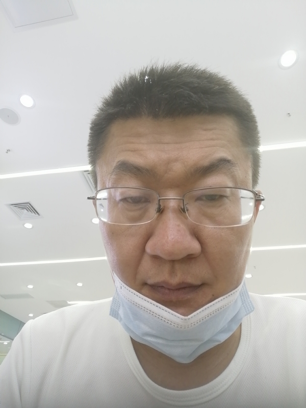 无奈的第一张照片--淮安相亲服务中心