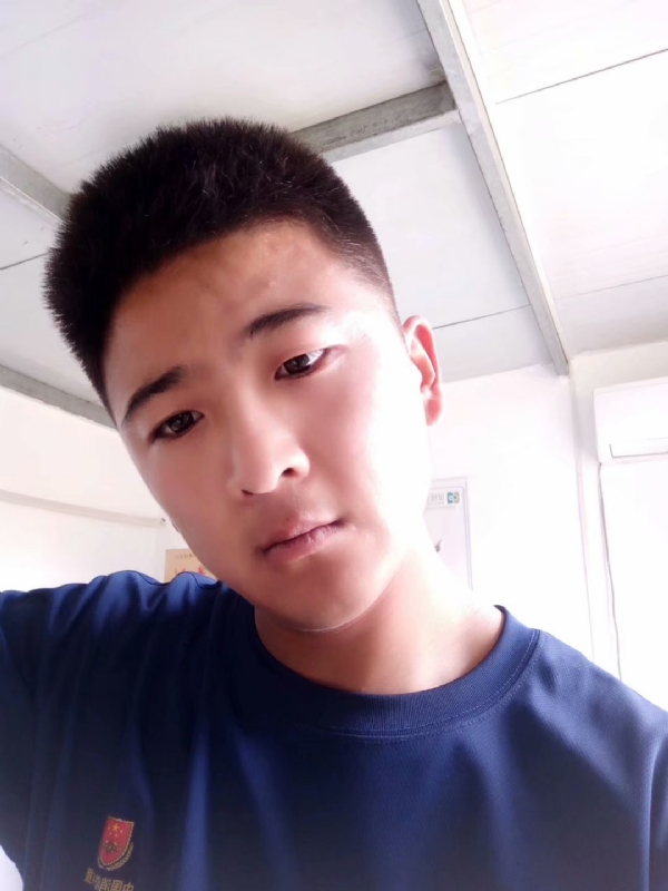 脸红相遇的第一张照片--淮安相亲服务中心