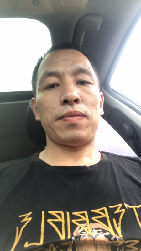 迷茫的第一张照片--淮安相亲服务中心