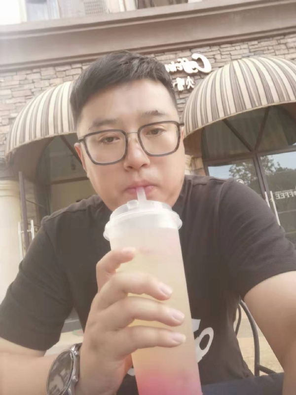 半旧情怀的第一张照片--淮安相亲服务中心