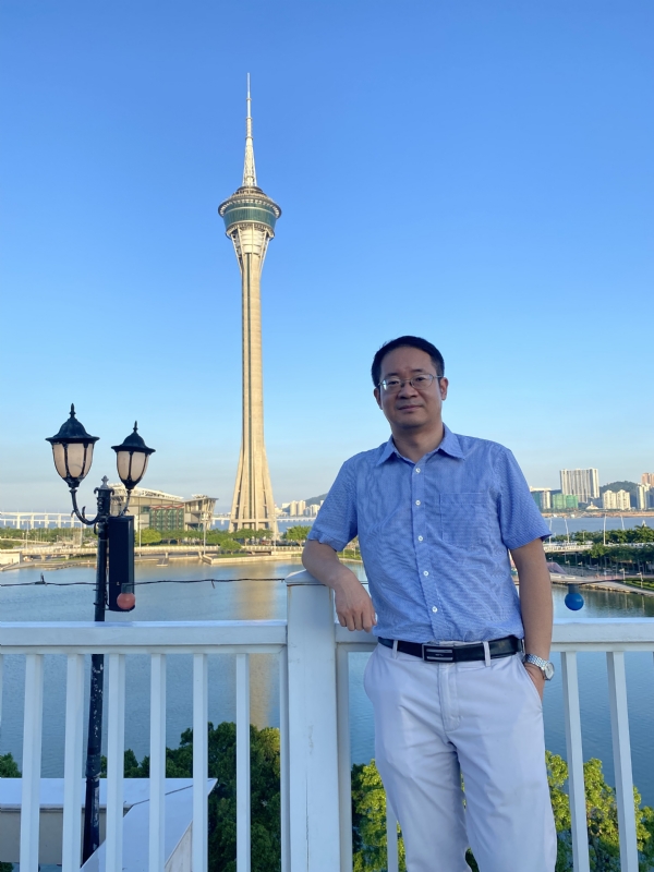 Yangyi的第三张照片--淮安相亲服务中心