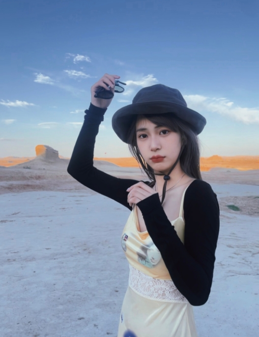 英姐的第一张照片--淮安相亲服务中心