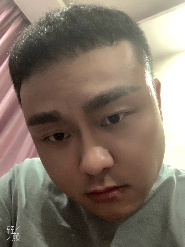 何为奈何的第二张照片--淮安相亲服务中心