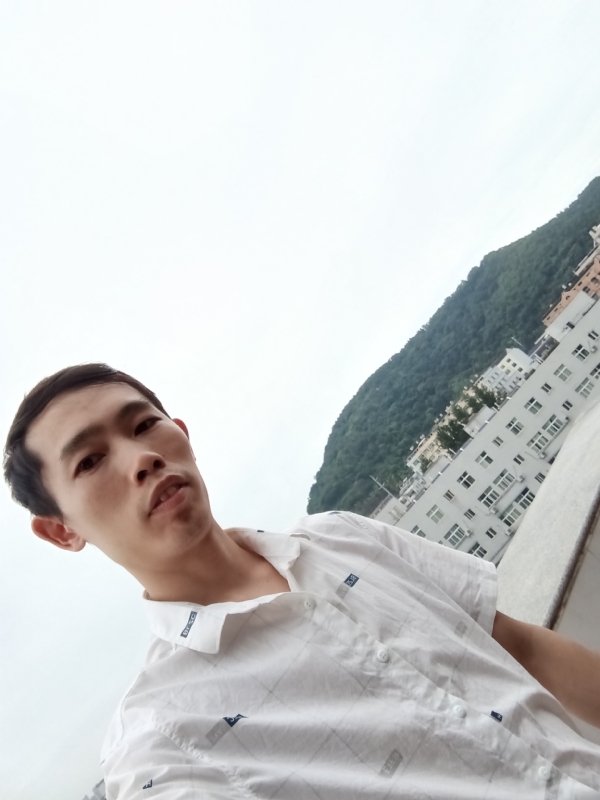 会飞的鱼的第一张照片--淮安相亲服务中心