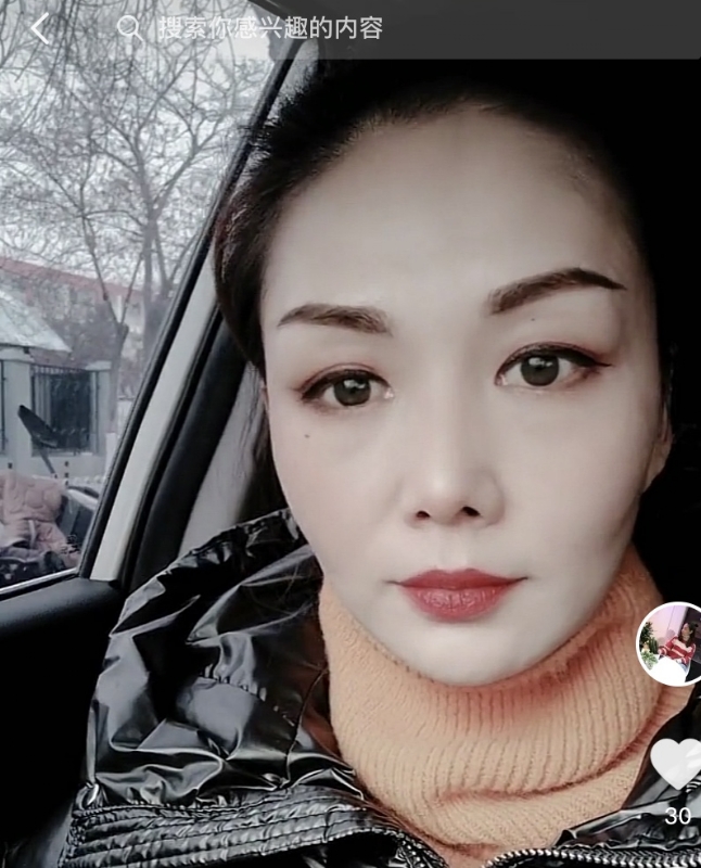 蔷薇的第一张照片--淮安相亲服务中心