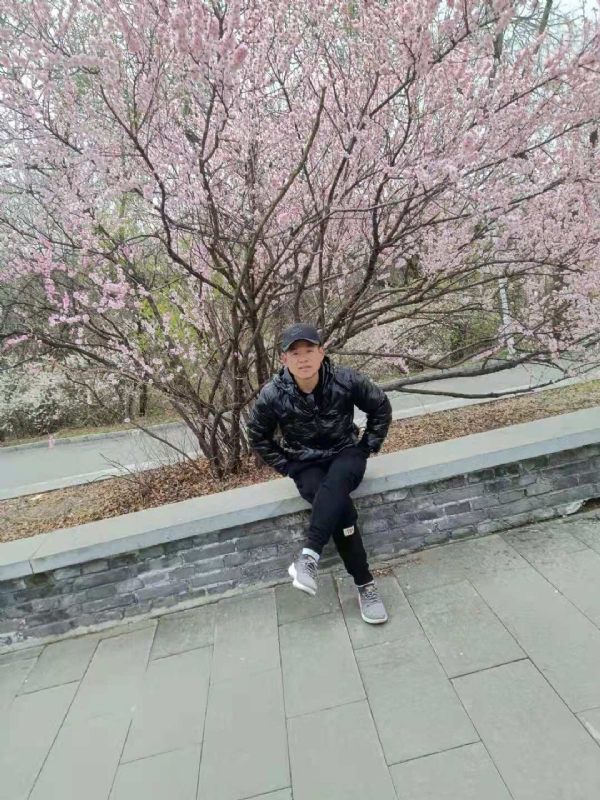 寻找幸福的第一张照片--淮安相亲服务中心