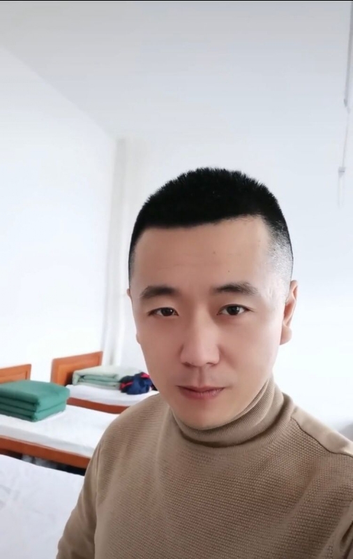 随风的第二张照片--淮安相亲服务中心