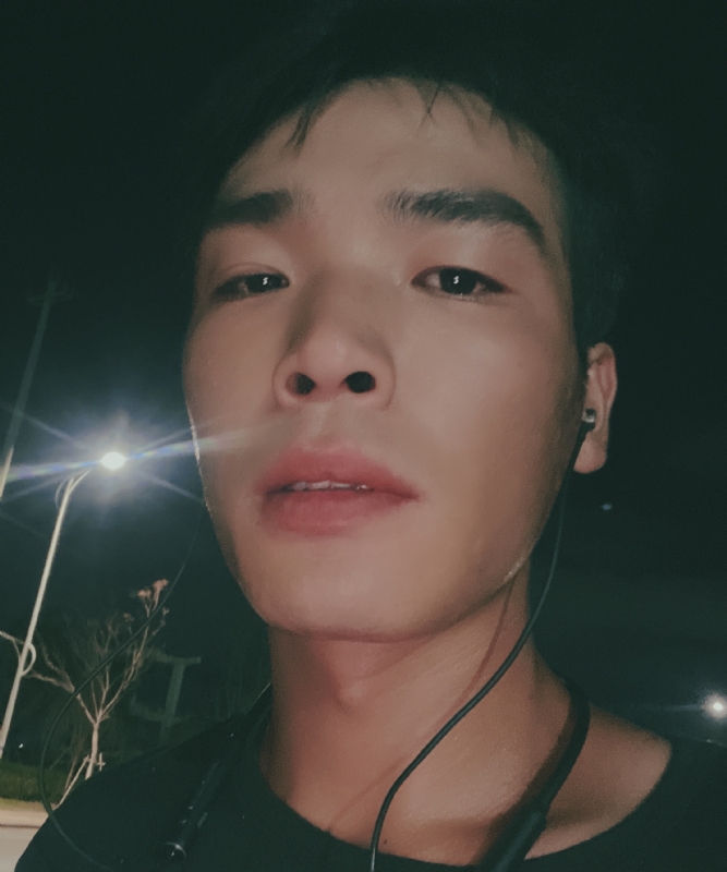 满船清梦压星河的第二张照片--淮安相亲服务中心