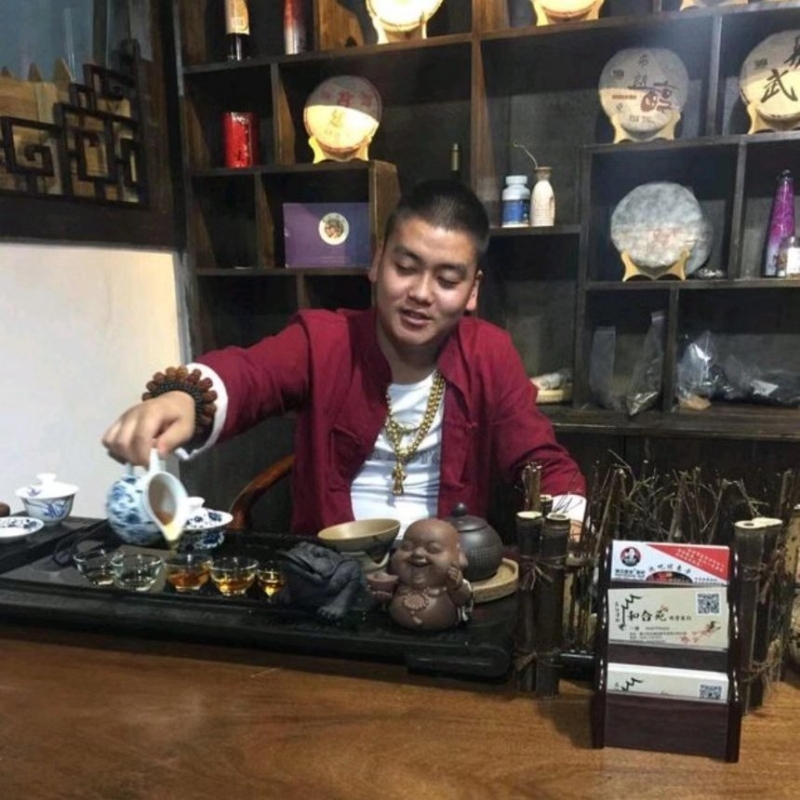 请叫我金爷的第一张照片--淮安相亲服务中心