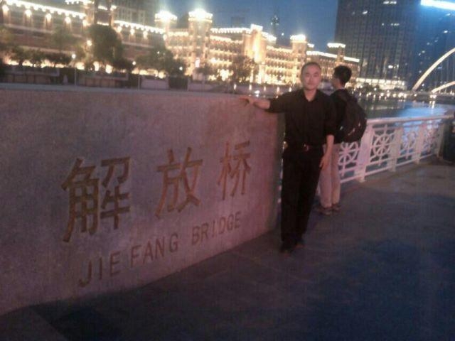 海阔天空的第一张照片--淮安相亲服务中心