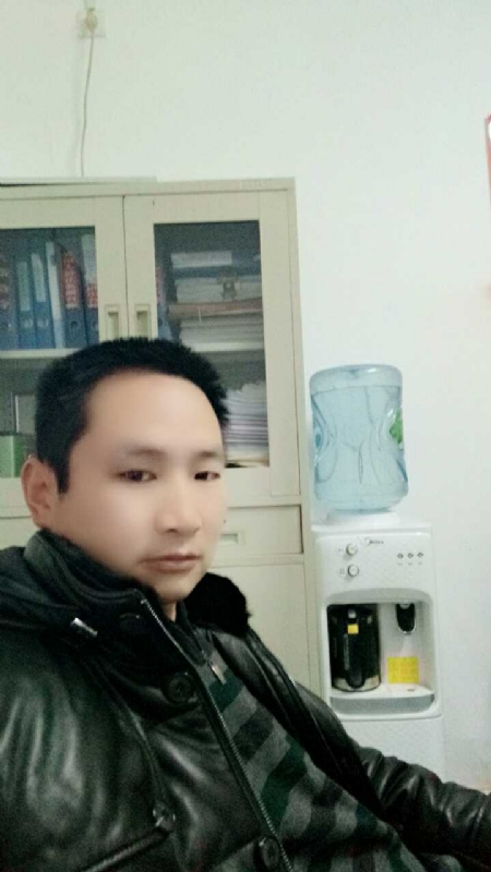 蓝色棒棒糖的第一张照片--淮安相亲服务中心